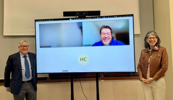 Reconocimiento a la excelencia académica del Dr. Luis Gabriel Cuervo en la defensa de su tesis doctoral sobre accesibilidad espacial y equidad en salud.